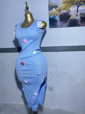 Bodycon Dress With Side Slit