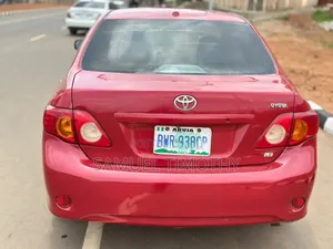 Toyota Corolla 2010 Red