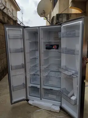 Premium Hisense Side By Side Fridge Freezer 637l[Rs-87ws]