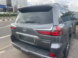 Lexus LX 570 (5 seats) AWD 2018 Gray