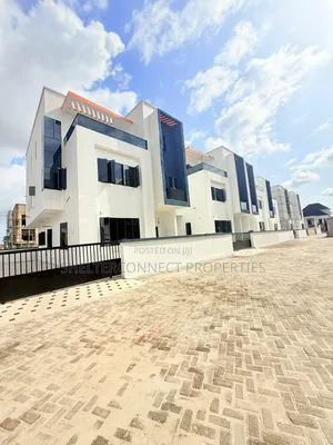 4bdrm Duplex in Ibeshe / Amuwo-Odofin for sale