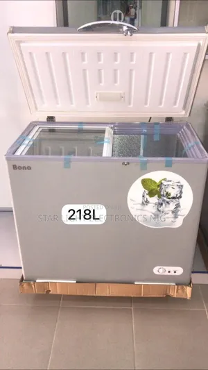 218 Bona Dc Solar Chest Freezer