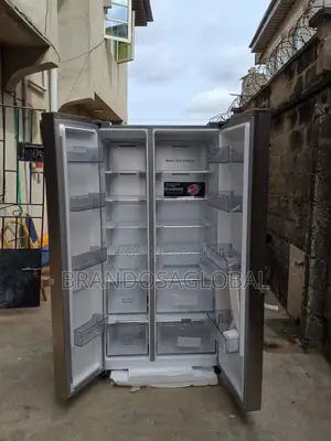 Hisense Rs-87ws Refrigerator With Ample Freezer Space -637l