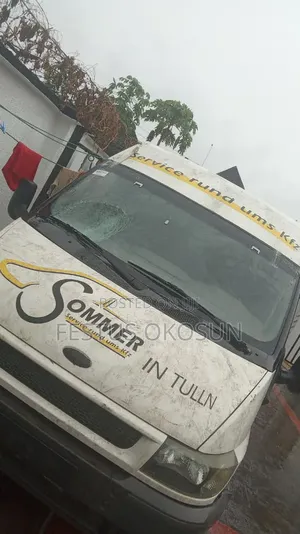 Ford Transit 2005 White