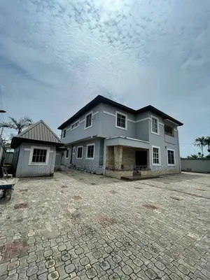 4bdrm Duplex in New Layout Apu Road for sale