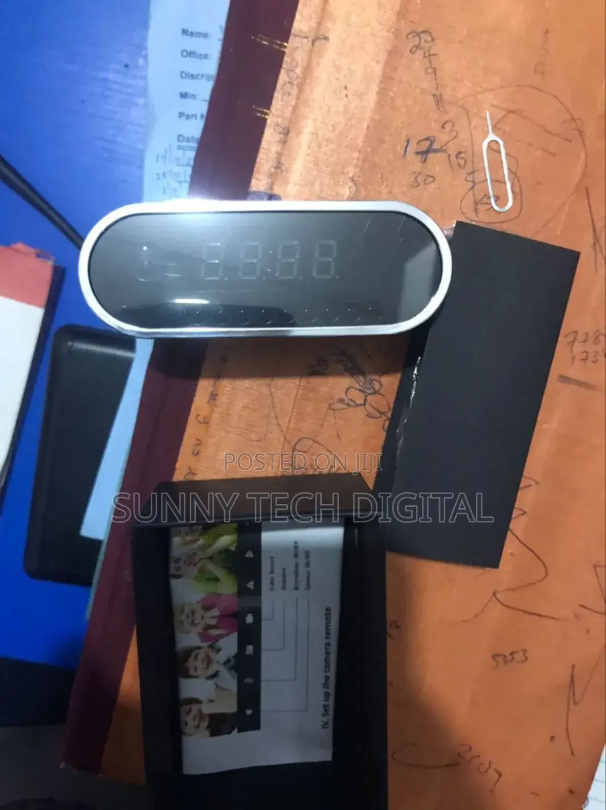 Wifi Table Clock Camera