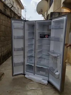Hisense [Rs-87ws]Refrigerator for Residential and Office Use 637l