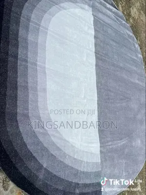 7x10fts Handmade Quality Gray Center Rug