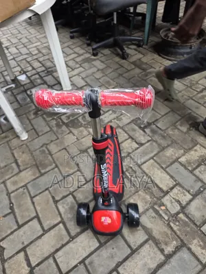 Foldable 3-Wheel Scooter for Children With Red Handles