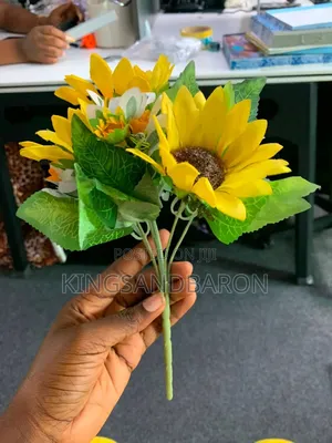 Small Synthetic Flowers