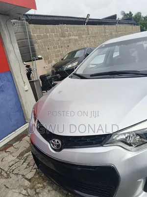 Toyota Corolla 2016 Silver
