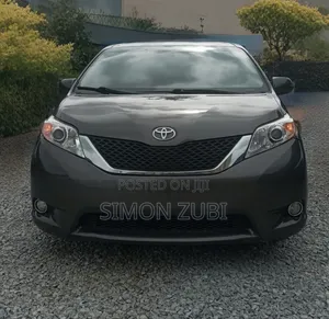 Toyota Sienna 2016 Gray