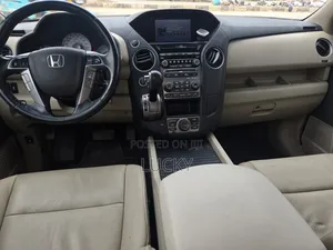 Honda Pilot 2012 Gray