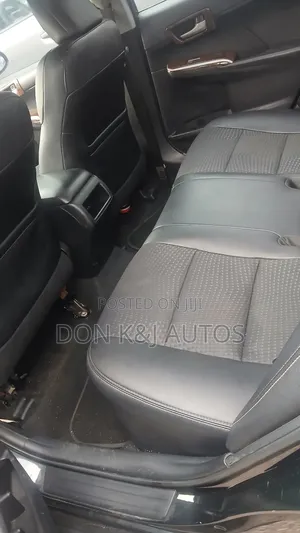 Toyota Camry SE 4dr Sedan (3.5L 6cyl 6A) 2014 Black