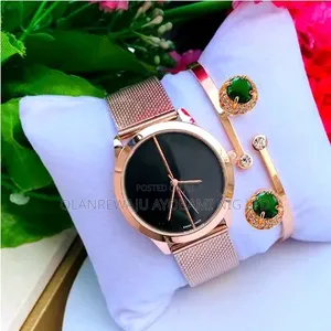 Stylish Ladies Fashionable Wristwatch