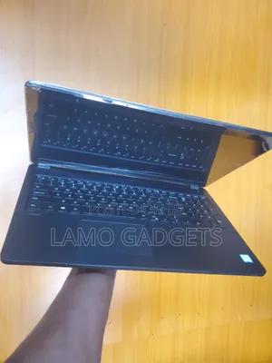 Laptop Dell Latitude 15 3580 8GB Intel Core i5 SSD 256GB