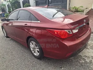 Hyundai Sonata GLS 4dr Sedan (2.4L 4cyl 6A) 2014 Red