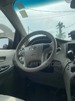 Toyota Sienna 2012 Black