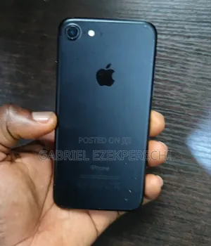 Apple iPhone 7 128 GB Black