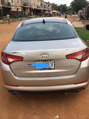 Kia Optima 2012 Gold