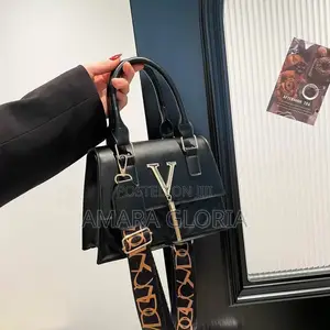 Trendy Textured Small Handbag, Solid Color Tassel Crossbody Bag