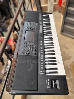 Yamaha PSR Sx920