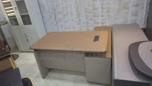 Executive 1.4 Metres Table