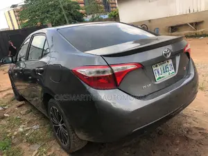 Toyota Corolla S 4dr Sedan (1.8L 4cyl CVT) 2015 Gray