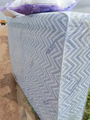 Quality 4.5*6*18 Inches Semi Orthopedic Mattress