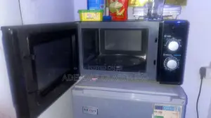 Binatone Microwave