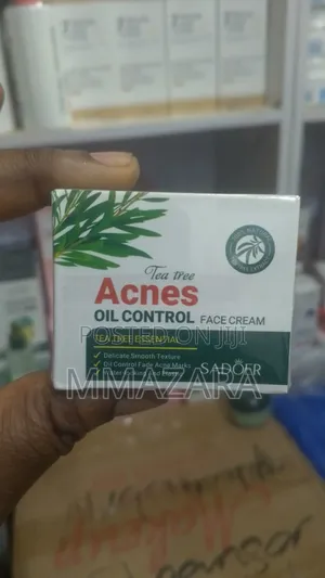 Sadoer Tea Tree Oil