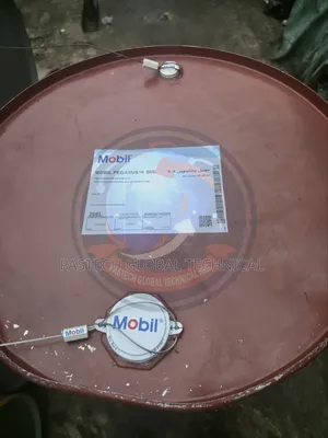 // 208l Mobil Pegasus 805