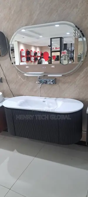 Cabinet Basin With Complete Set Mirrors