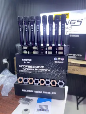 Powerful Shure 8 in 1 Wireless Microphone System