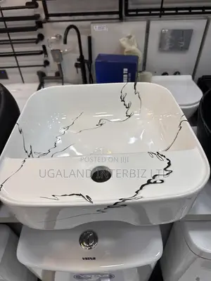 Glossy White Ceramic Basin