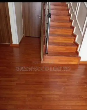 Laminated Wooden Floor Installation