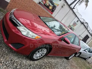 Toyota Camry LE 4dr Sedan (2.5L 4cyl 6A) 2012 Red