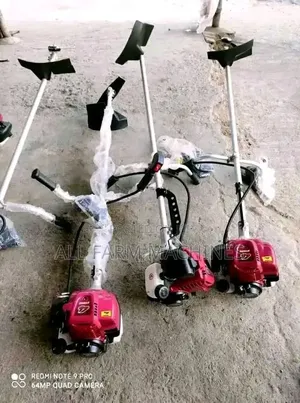 4 Stroke Brush Cutter Machine