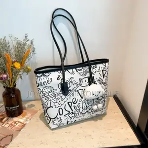 Graffiti Tote Bags