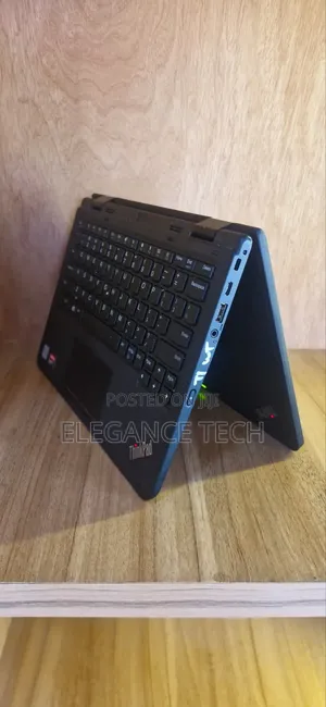 Laptop Lenovo ThinkPad Yoga 8GB Intel Core i3 SSD 128GB