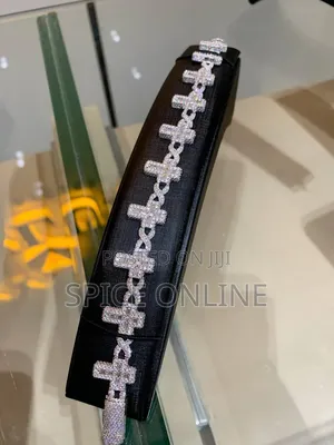 Xvip VVS Moissanite Diamond Baguette Cross Sign Full Ice Bracelet