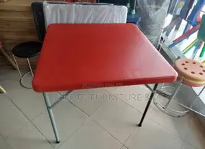 Plastic Restaurant Table