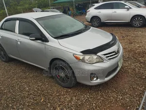 Toyota Corolla 2012 Gray