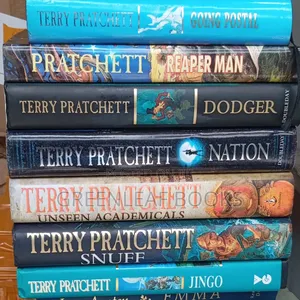 Terry Pratchett Discworld Novels