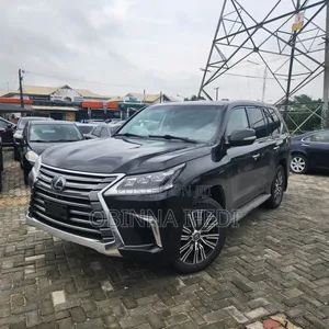 Lexus LX 2017 Black