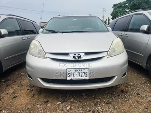 Toyota Sienna LE FWD 2006 Silver