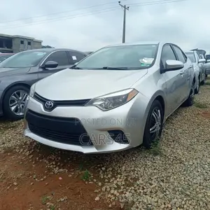 Toyota Corolla 2015 Silver