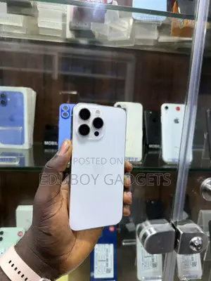 Apple iPhone 15 Pro Max 256 GB White