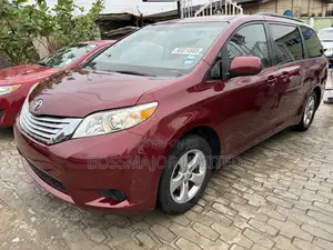 Toyota Sienna LE 8 Passenger 2012 Burgundy