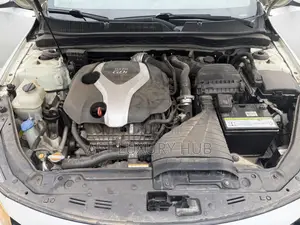 Kia Optima SX 4dr Sedan (2.0L 4cyl 6A) 2011 White